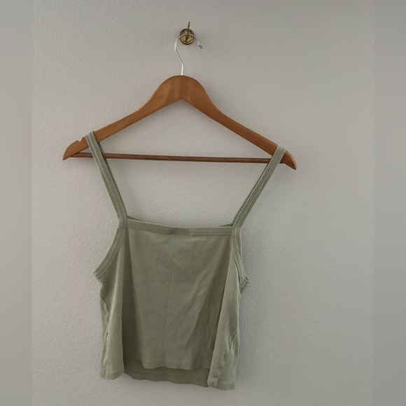 Cropped size medium sage green tank top from topshop! - Picture 1 of 3
